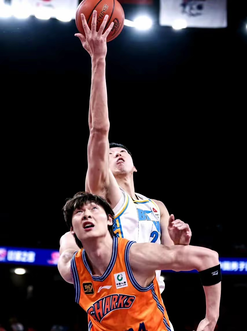 关于凭借一波吉林队,CBA季后赛成功封盖,现场观众齐声高喊的信息 关于凭借一波吉林队,CBA季后赛成功封盖,现场观众齐声高喊的信息