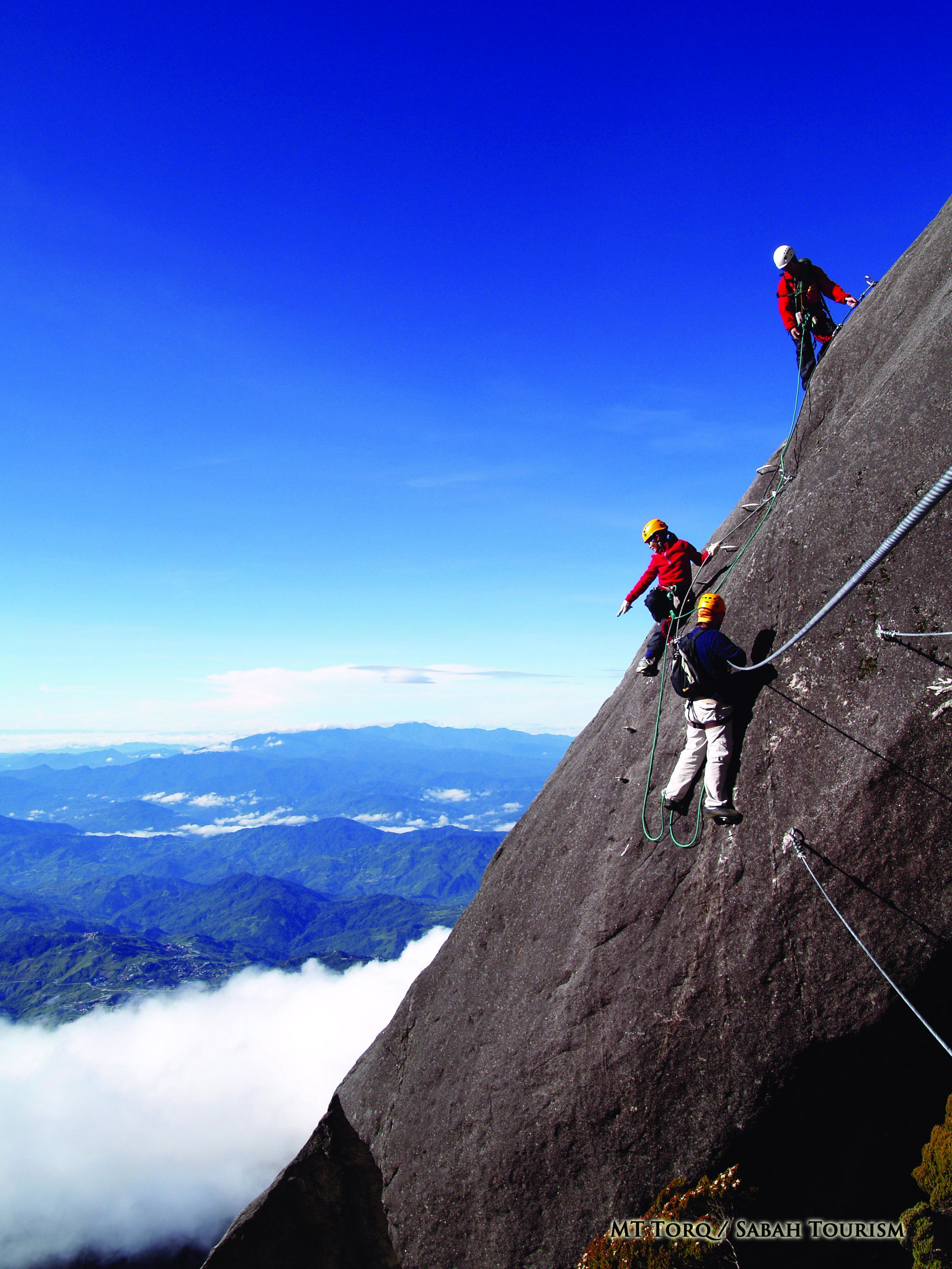 希腊登山选手风姿翩翩，令人赞叹