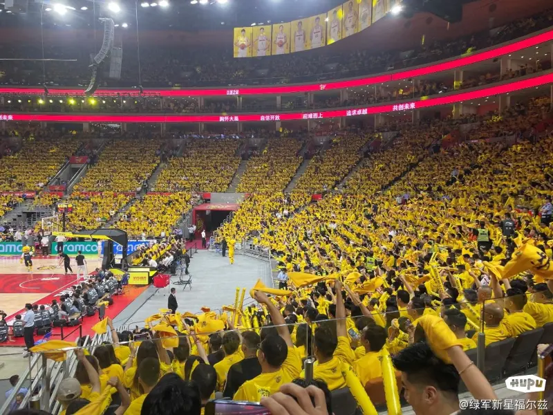 包含篮球赛火爆进行,广东宏远队迎难而上的词条 包含篮球赛火爆进行,广东宏远队迎难而上的词条