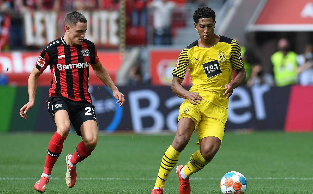 AC米兰遭遇连败,球队状态低迷令球迷担忧的简单介绍 AC米兰遭遇连败,球队状态低迷令球迷担忧的简单介绍