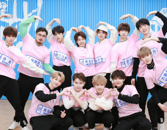 快船众将庆祝节日行程曝光,网友:温馨又可爱 快船众将庆祝节日行程曝光,网友:温馨又可爱